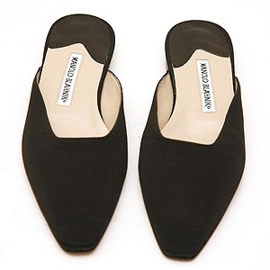 manolo blahnik ballerina mules